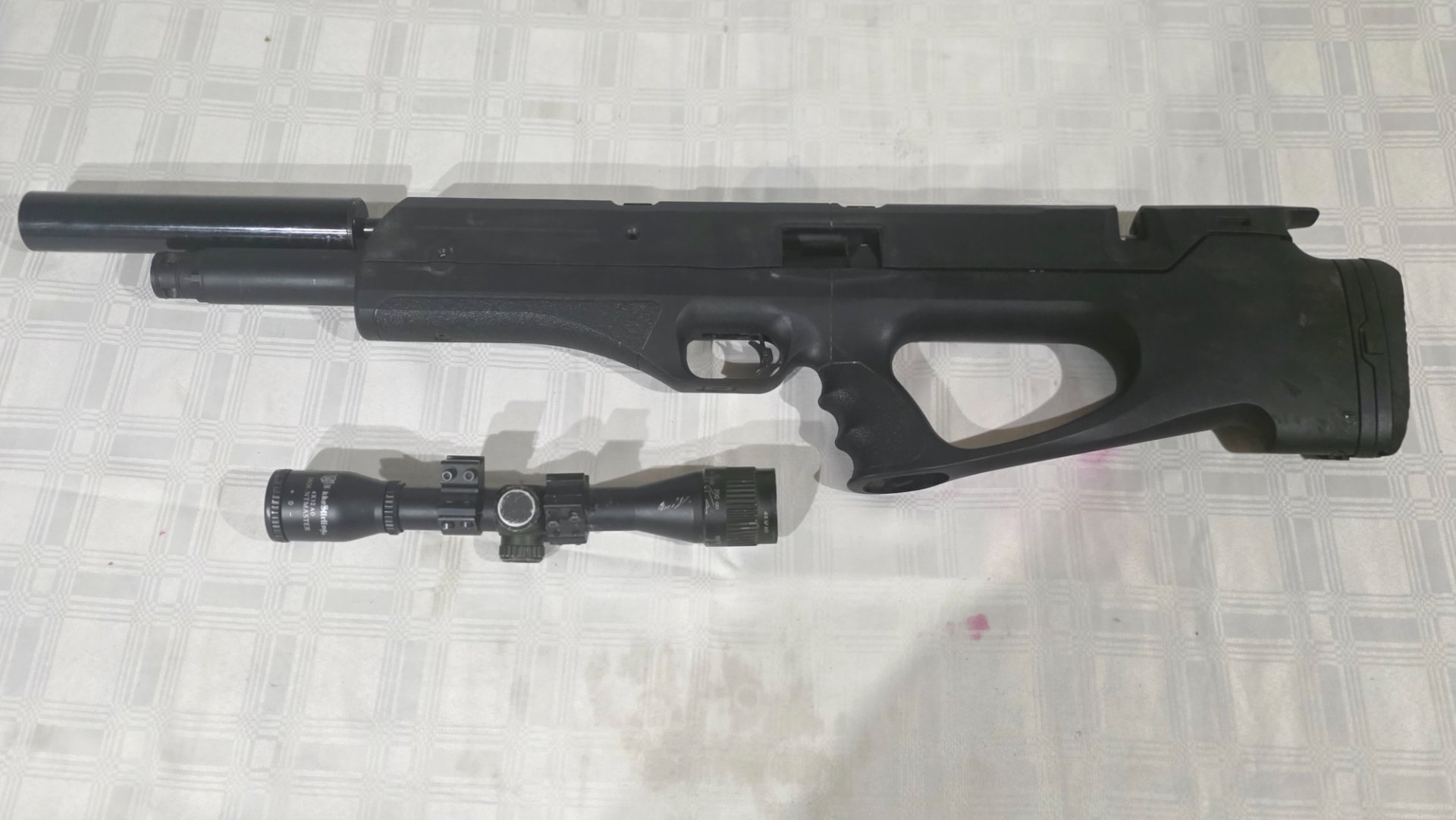 Reximex APEX PCP air rifle .22 / 5.5mm — spares/repairs, cracked synthetic stock, scope included (loose)