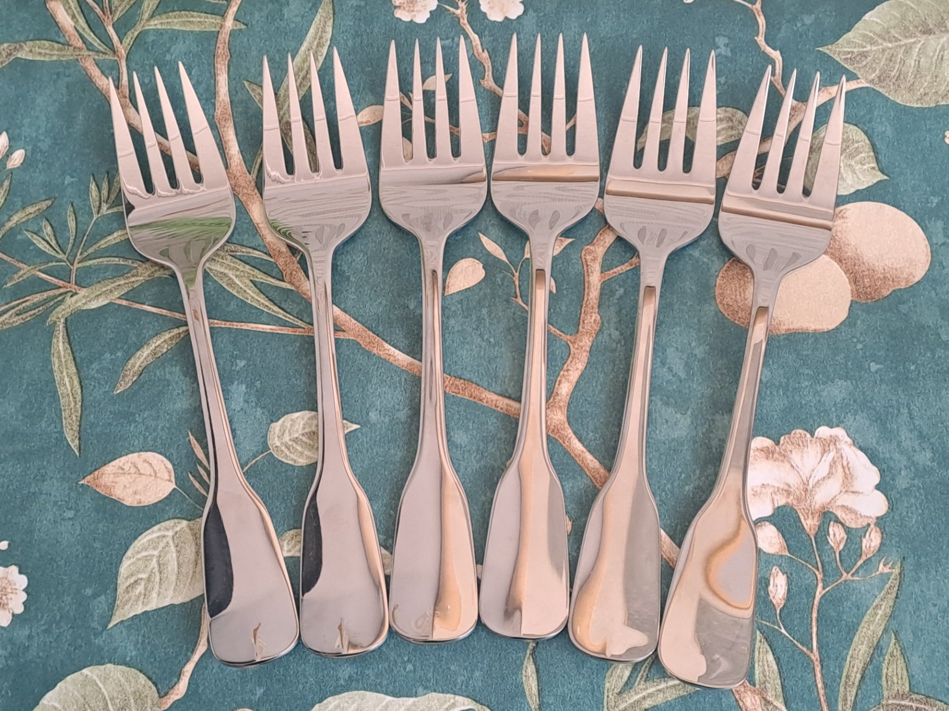 Set of 6 Gingko 18/10 Stainless Large Buffet / Meat Forks — Polished, stamped