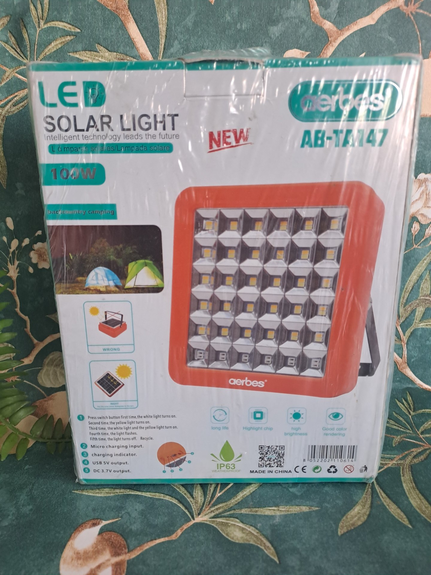 aerbes AB-TA147 LED Solar Floodlight (72 LEDs, 100W marking) – Sealed retail box