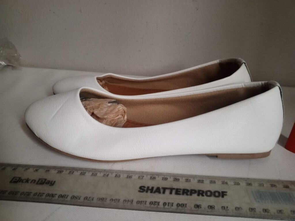 White women’s flat ballet shoes — UK 6, unbranded pair, lightly creased