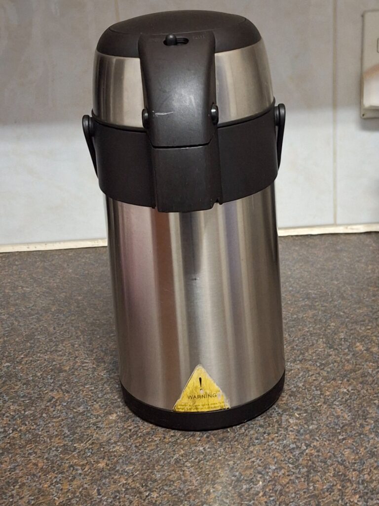 2.5 L Stainless Steel Vacuum Airpot / Pump Dispenser – Hinged Lid & Carry Handle, Used