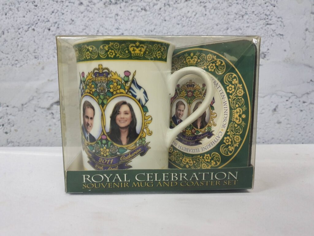 Royal Celebration 2011 William & Catherine souvenir mug & coaster set — boxed