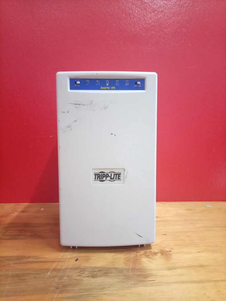 Tripp‑Lite SMARTINT1500 1500VA / 940W Tower UPS — Untested (Powers on)