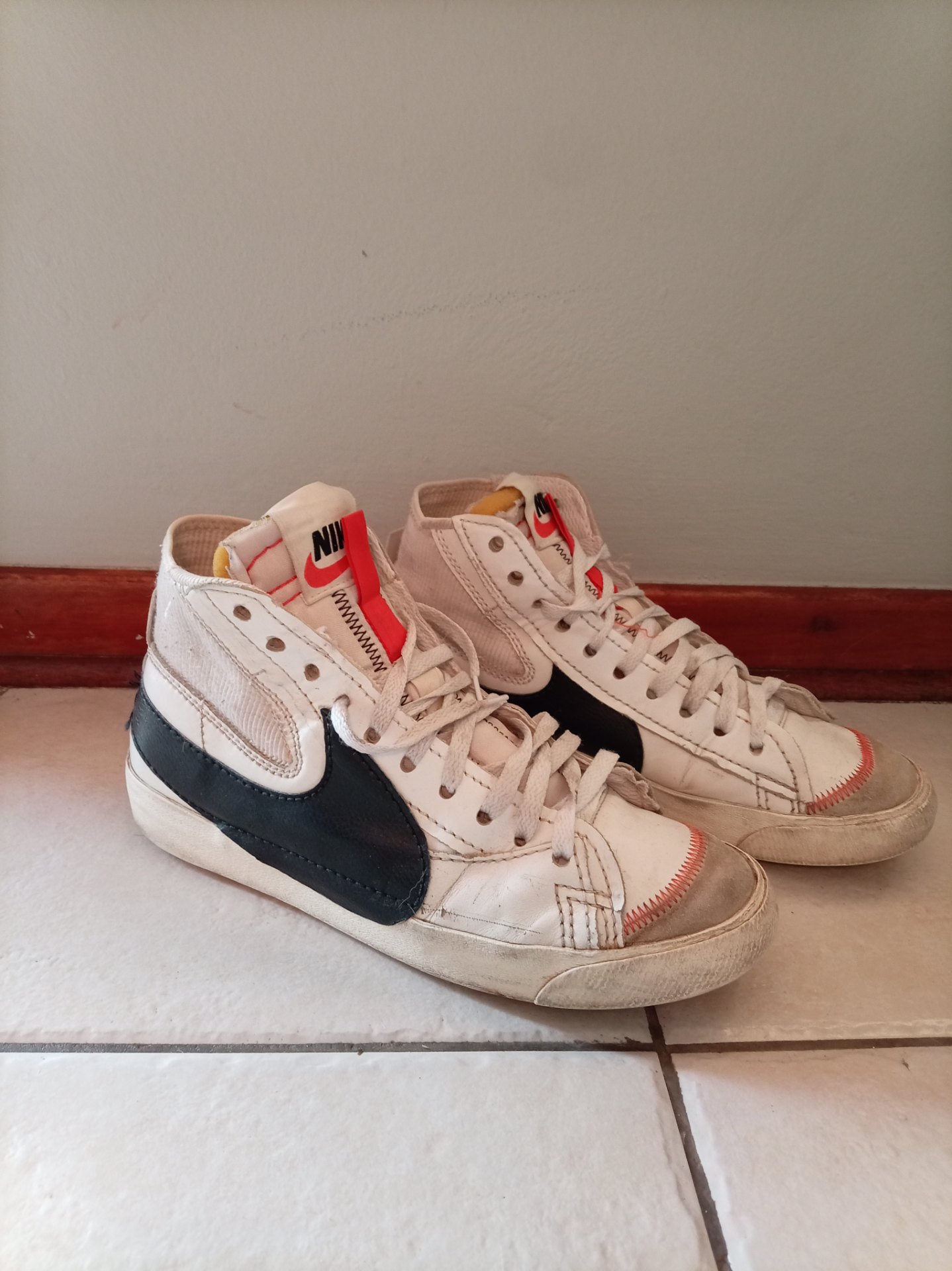 Original Nike Blazer high-top trainers (DD3111-100) — UK 9 / US 10, used