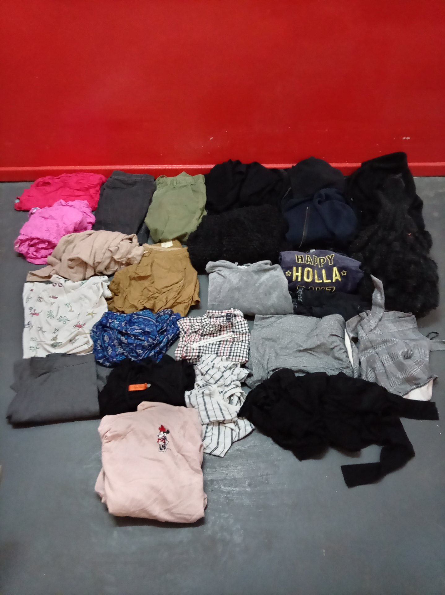 Mixed lot of branded women’s clothing — assorted tops, jackets, trousers (used)
