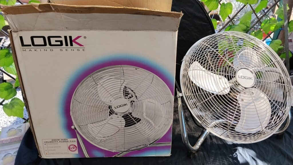 LOGIK 40cm High-Velocity Floor Fan — Used, Faulty Switch, Not Working, Original Box