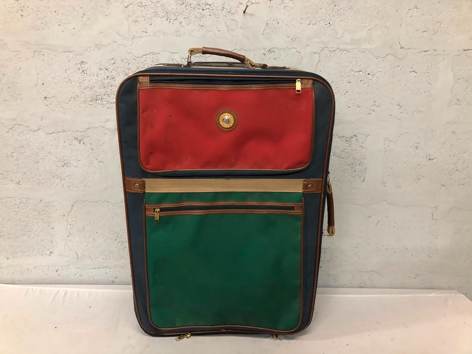 Large Soft Wheeled Suitcase with Telescopic Handle & Front Pockets — Used, Bent Zipper & Worn Wheels