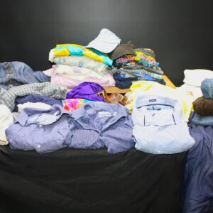 Mixed bundle of men's and women's clothing — approx. 25 pieces, used (Calvin Klein & Tommy Hilfiger visible)