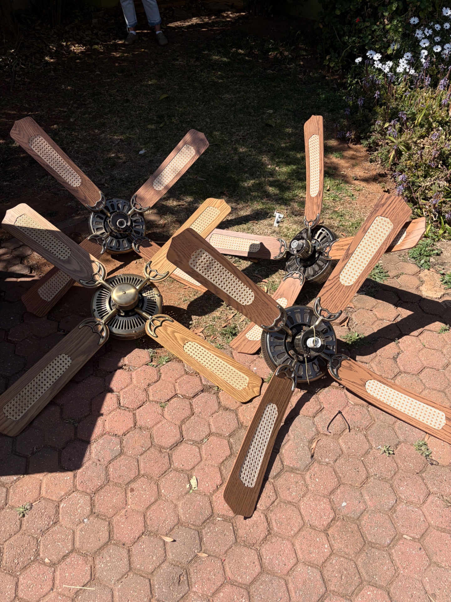 Lot of 5 Vintage-style Ceiling Fans — 5-blade motor assemblies, decorative cane inserts, used