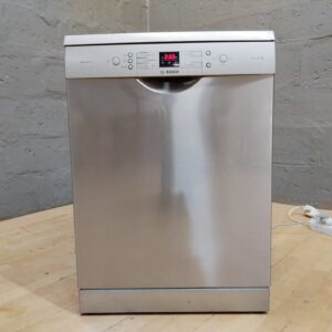 Bosch Serie 6 Freestanding Dishwasher SMS58L18ZA/46 – working, racks + hoses included