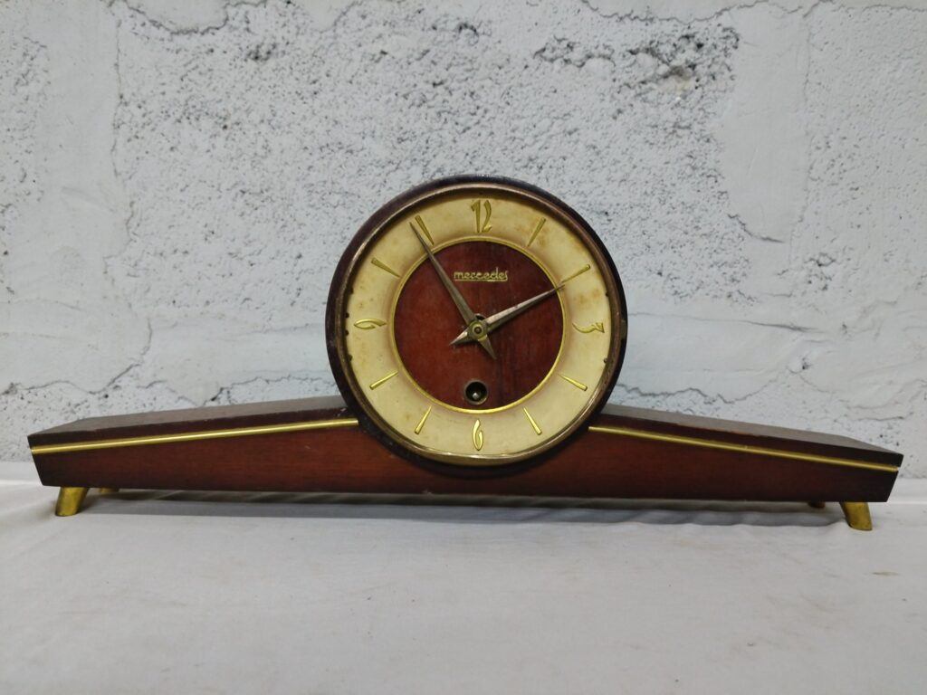 Mercedes‑marked wooden mantel clock, mechanical movement (working with faults) — winding key included