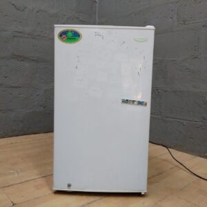 Daewoo FR-142 compact single-door fridge — tested working, shelving & door bins, cosmetic wear