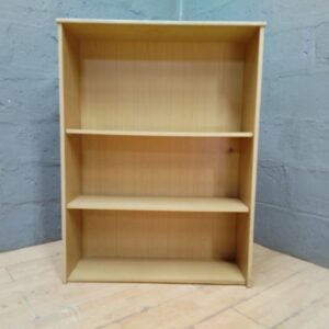 Laminate-veneered particleboard 3-shelf bookcase — adjustable shelves, 92 x 31 x 122 cm (used)