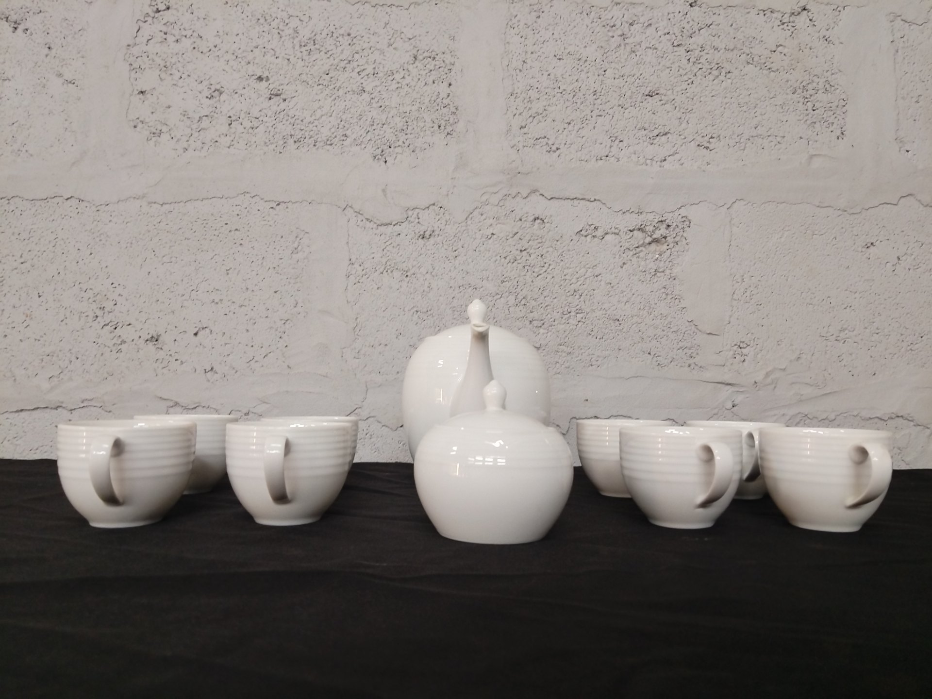 Noriteke Contemporary Fine China ARCTIC WHITE 4000 — 10pc Tea Set (Teapot, Lidded Sugar, 8 Cups)