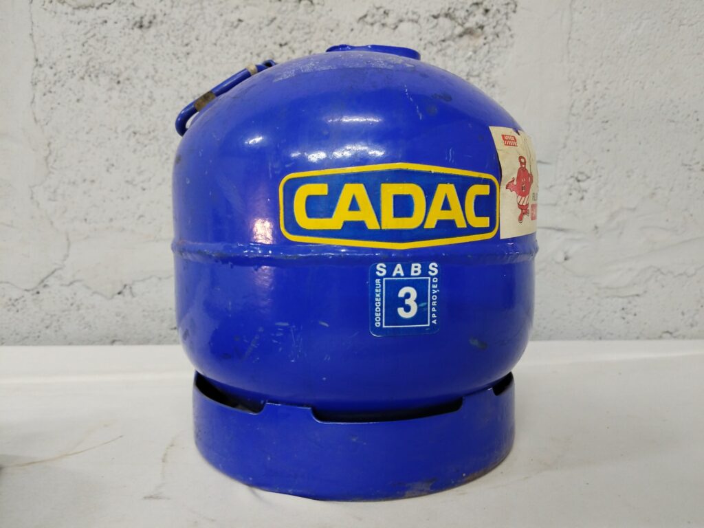 CADAC 1.4 kg Blue Camping Gas Cylinder — Partially Filled, Valve Guard, Untested