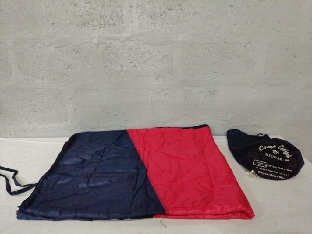 Camp Comfort SLEEPOVER Envelope Sleeping Bag 75 x 180cm — Blue/Red with Carry Pouch, Used Good