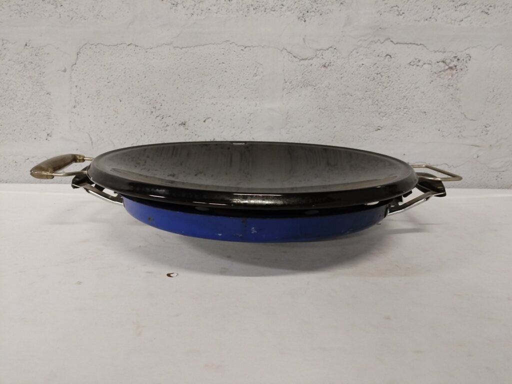Cadac Portable Round Gas Grill with Removable Griddle/Lid — Used, Working, Heavy Wear