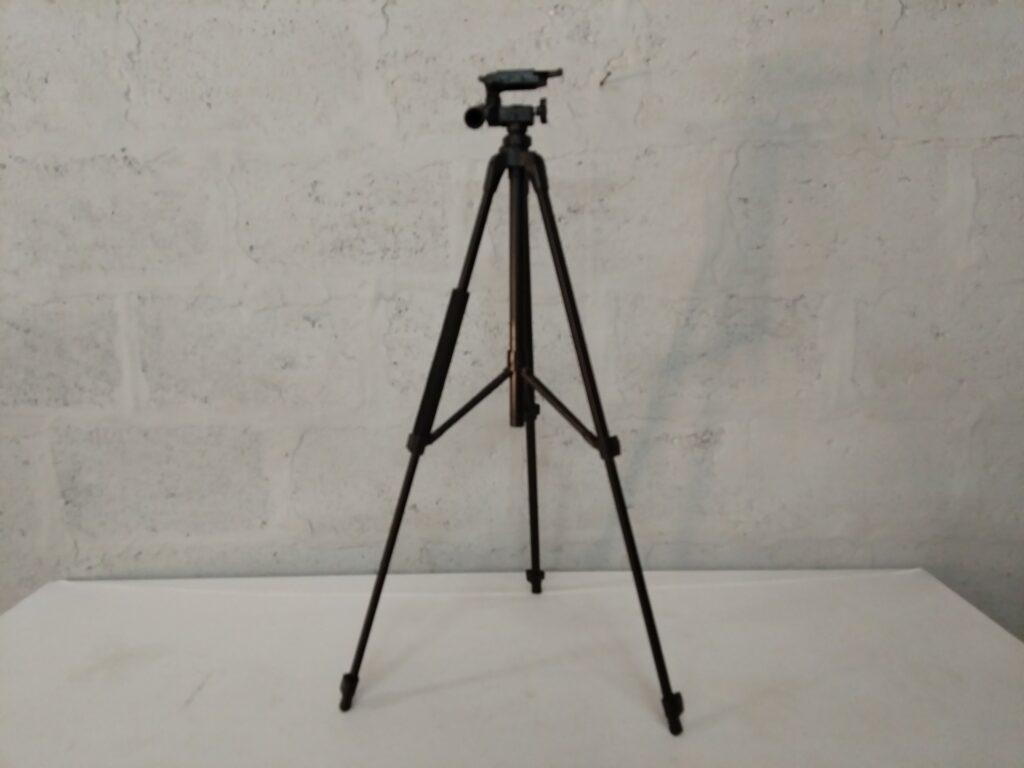 Adjustable Camera Tripod with Pan-Handle, Bubble Levels & Quick-Release Plate (121cm)