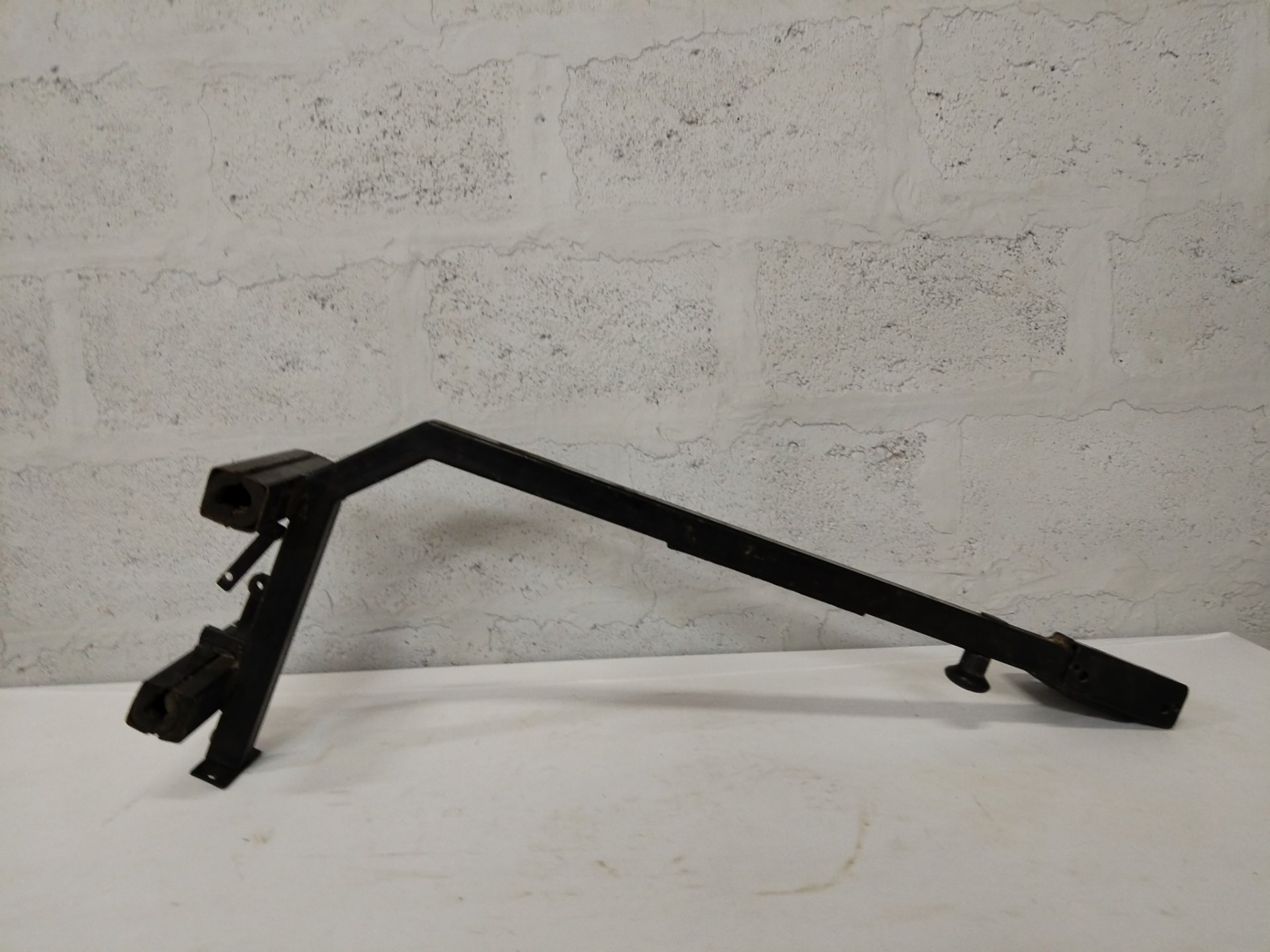 Towbar-mounted folding bike rack — labelled ‘SECUR-O’ / MAX LOAD 40kg (used)