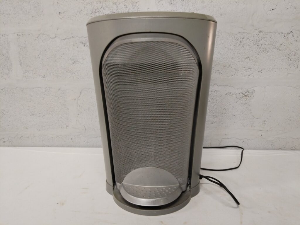 Fellowes DS-13C Office Paper Shredder – Tested Working, Tall Mesh Bin (Dented)