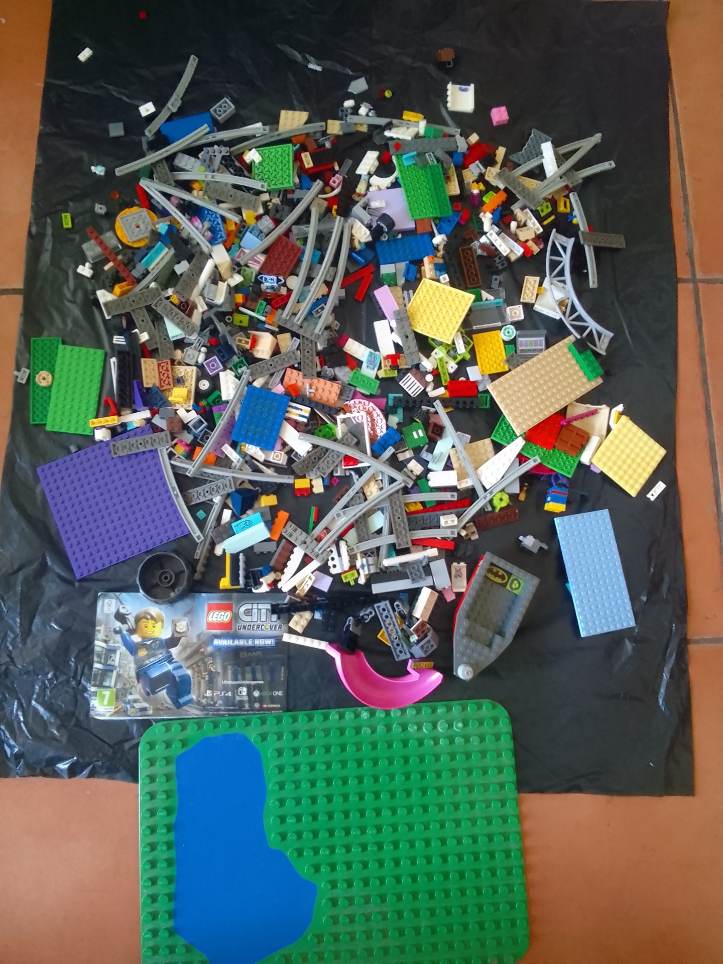 Bulk Mixed LEGO Bricks, Baseplates & Parts — LEGO City Leaflet Visible, Used Assortment