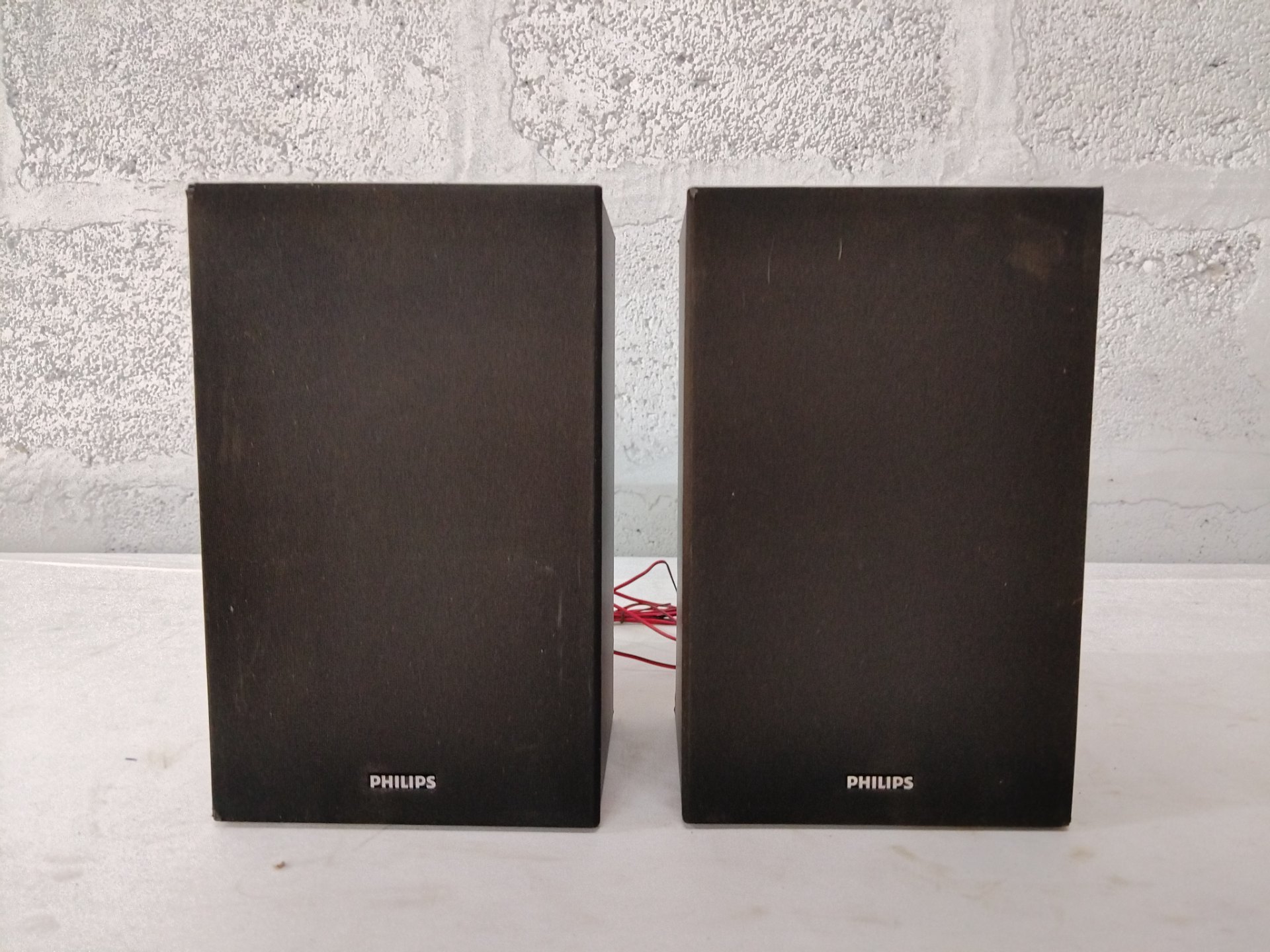 Pair of Philips bookshelf / satellite speakers — labelled 6Ω, removable grilles, tested working