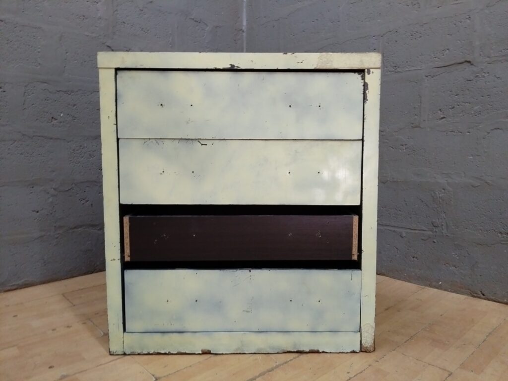 Small Painted 4‑Drawer Chest / Bedside Cabinet – Replacement Drawer Front, Heavy Cosmetic Wear