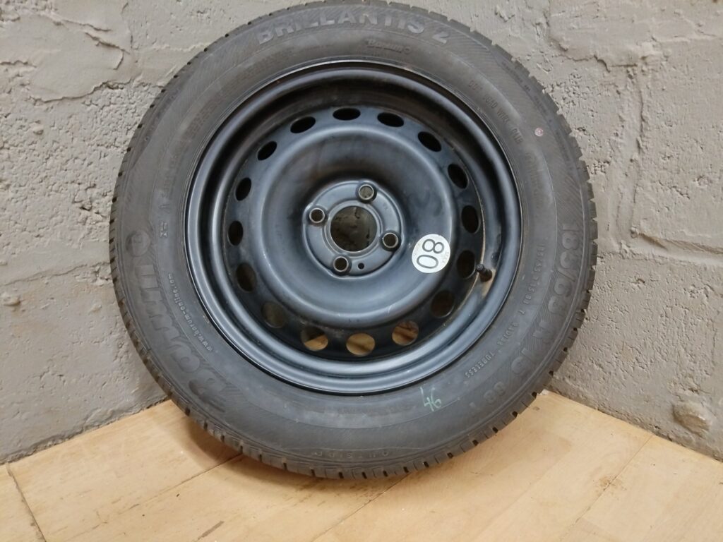 185/65R15 Brillantis 2 tyre mounted on 15″ steel rim — used, holds air
