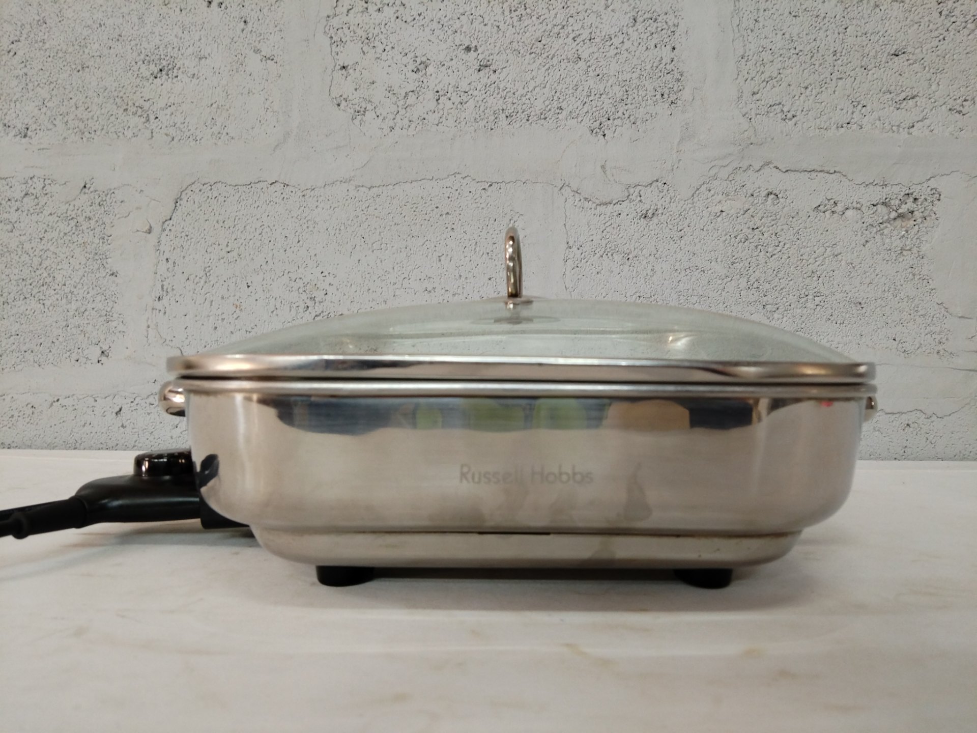 Russell Hobbs Electric Skillet / Frying Pan RFFP02 – Stainless Steel, Glass Lid, Tested