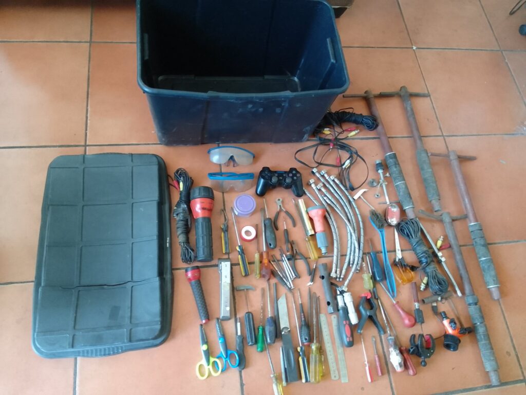 Mixed Lot of Hand Tools, Cables, Flashlights & Storage Tub — Spares / Repair