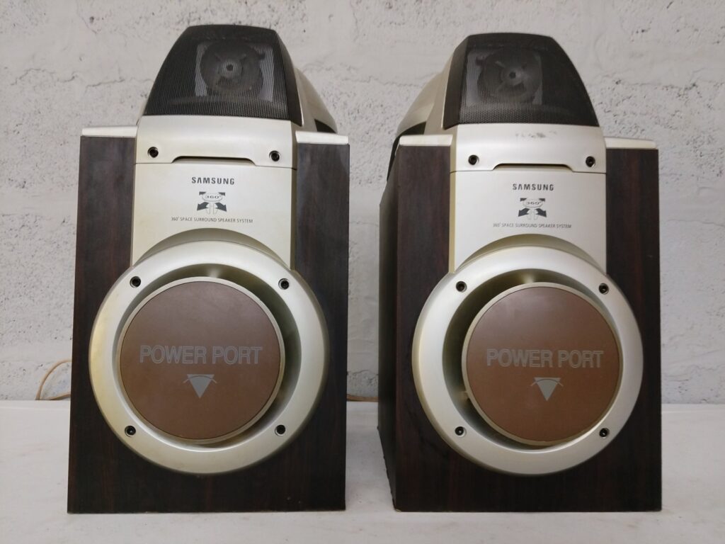 Samsung PS-960E pair bookshelf speakers — Power Port, 360° Space Surround — Tested working