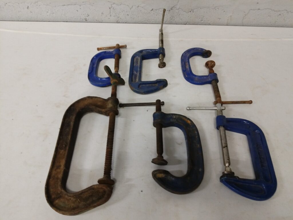 Lot of 6 assorted C‑clamps / G‑clamps – various sizes, used with surface rust; screws tested to turn
