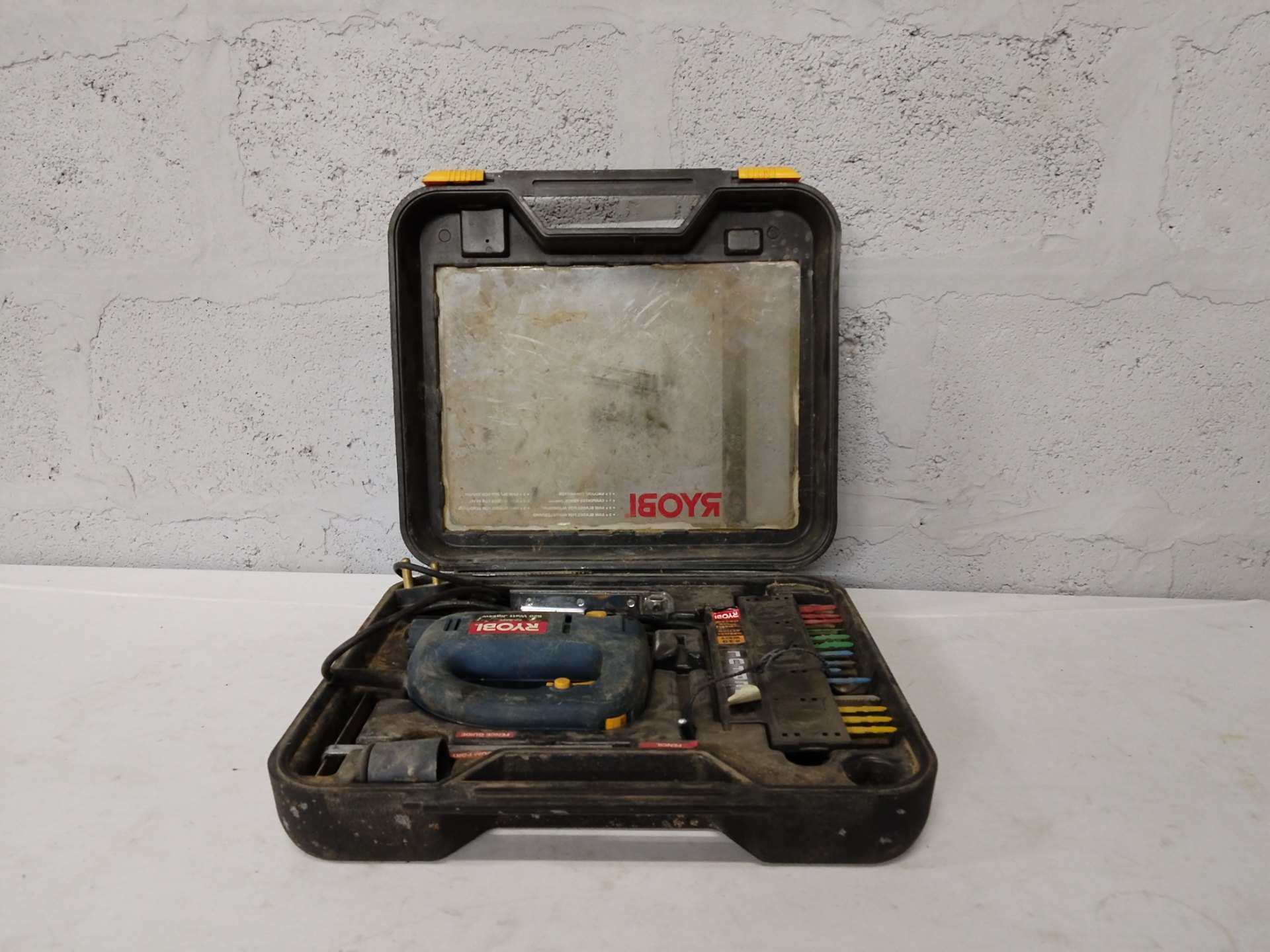 Ryobi OJ620V 620W corded jigsaw Power Kit with blades, fence & vacuum connector — tested working