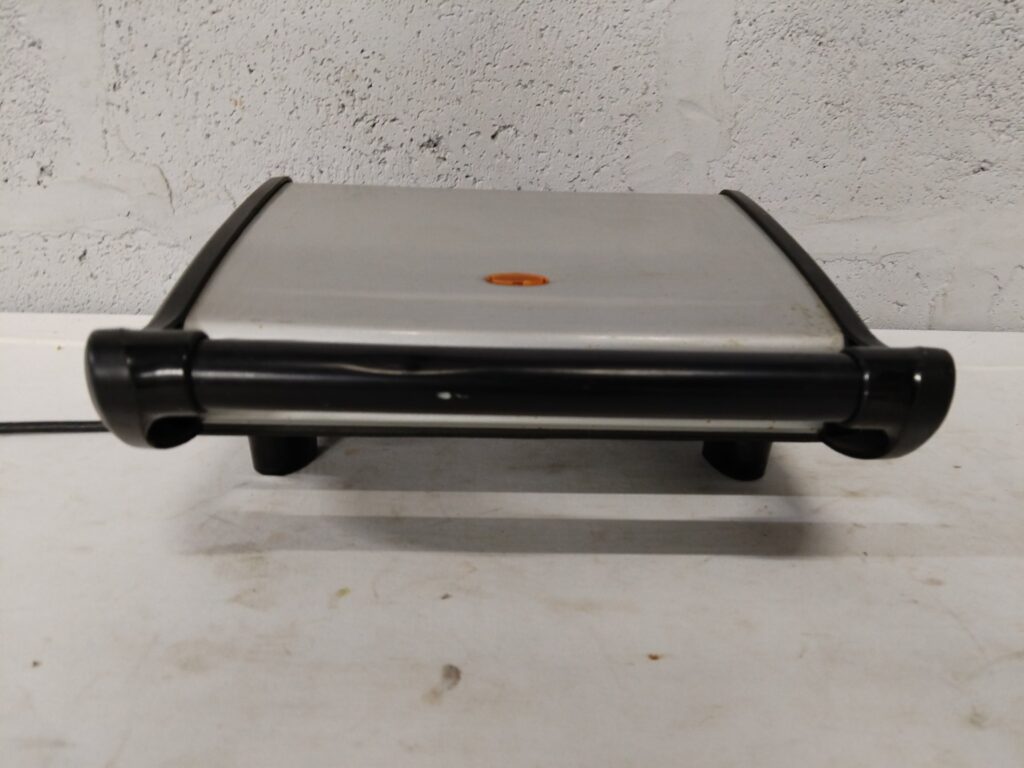 George Foreman Contact Grill — Model 14053 (1500W) — Tested Working, Used
