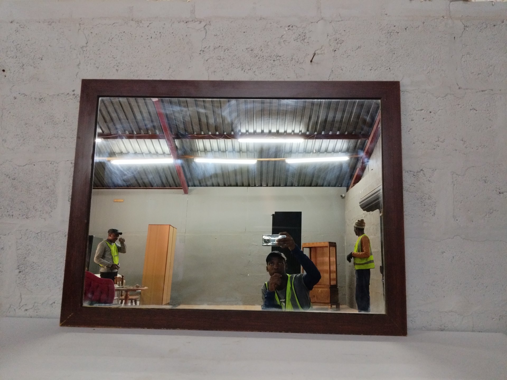 Large 120 x 90 cm Rectangular Wall Mirror — Solid Wood Frame, Intact Glass