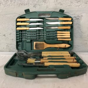 16-piece BBQ / Braai Tool Kit in Green Carry Case — knives, skewers, spatula, tongs, brushes