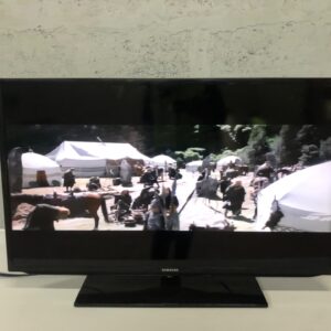 Samsung TV (labelled UA40EH5000) — working condition