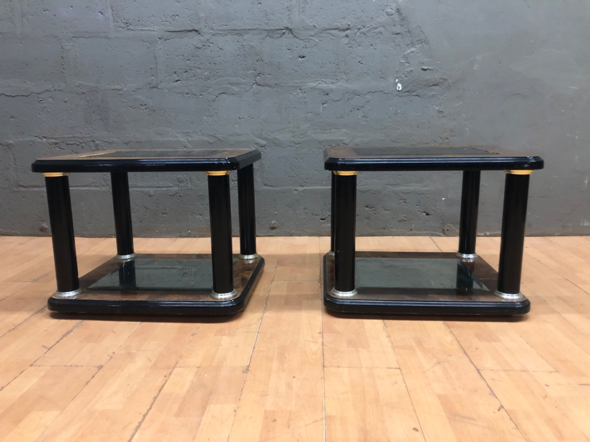 Pair of Square Burl‑Effect Side Tables with Central Glass Insets & Mirrored Lower Shelf (53 x 53 x 67cm)