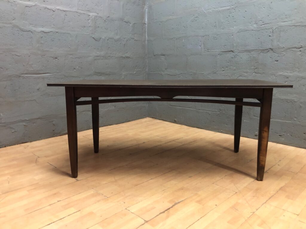 Rectangular Wooden Dining Table – 183 x 91 x 77 cm, fixed top, visible surface wear