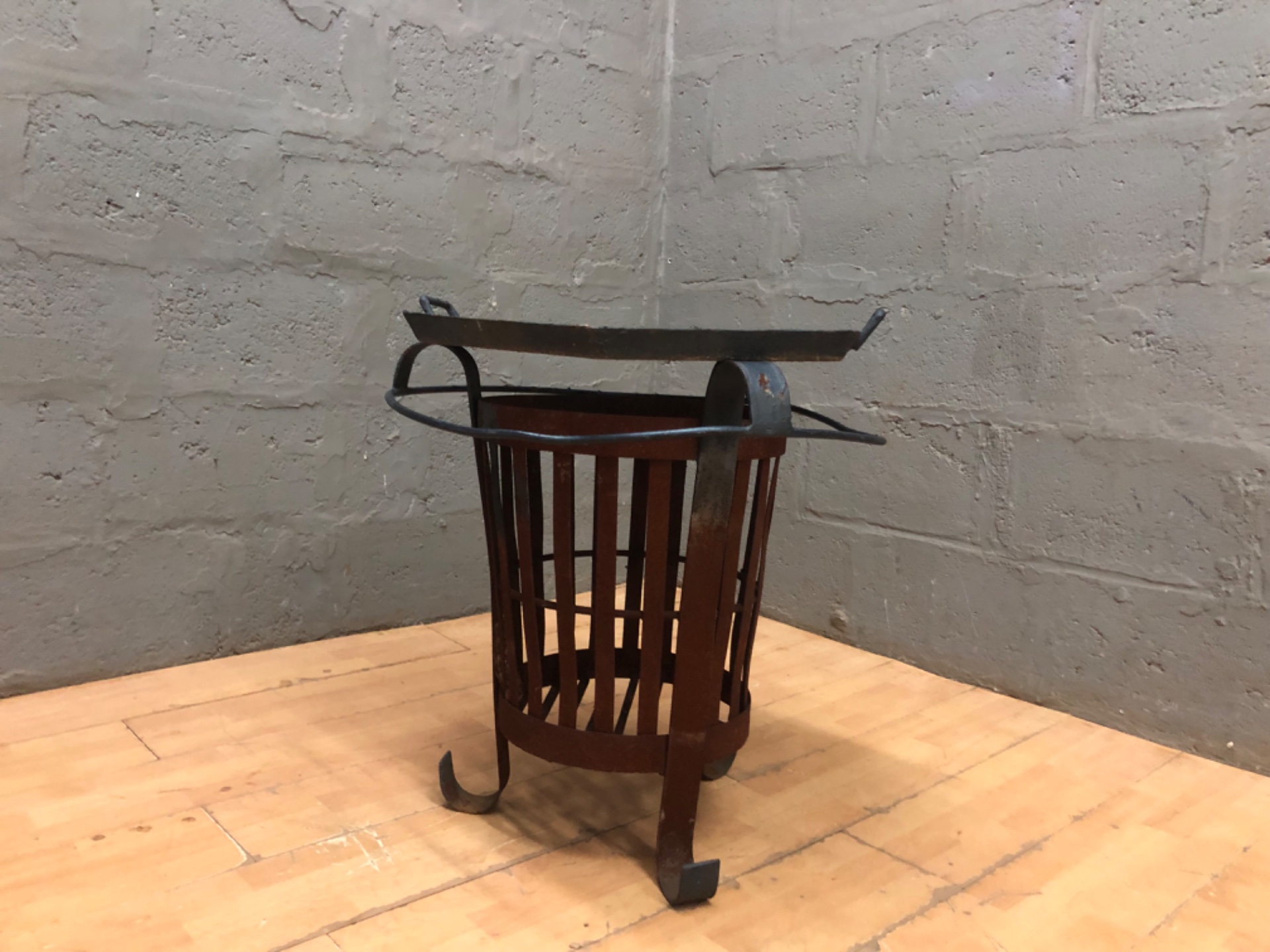Wrought-iron brazier / fire basket with removable hexagonal tray — H 75 cm × W 66 cm