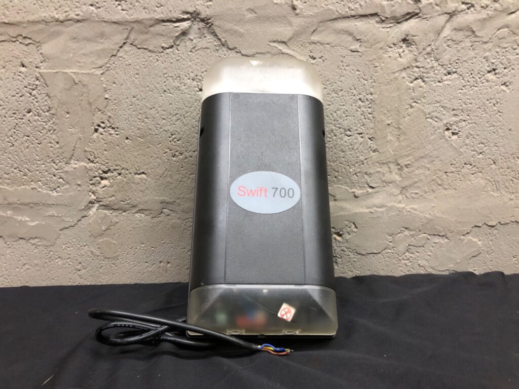 Swift 700 wall‑mount powered unit — hardwired (stripped wires), worked last time, used