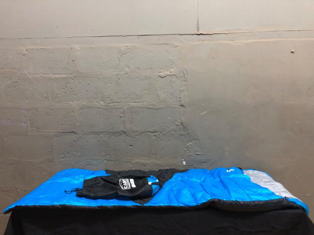 Camp Master 300 CD adult-long sleeping bag (224 cm) with storage sack — blue, used