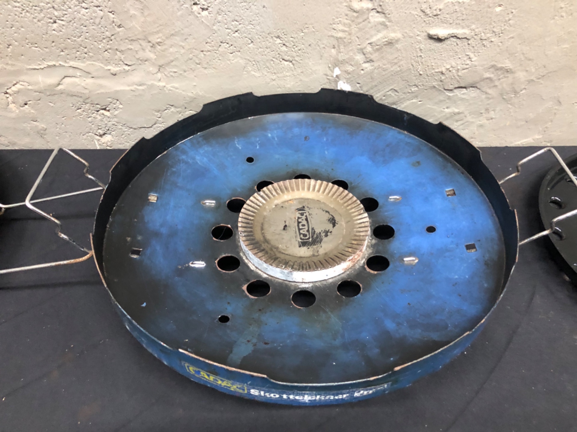 Cadac Skottle-style Portable Gas Cooktop with Removable Plates — Used, Warehouse Tested