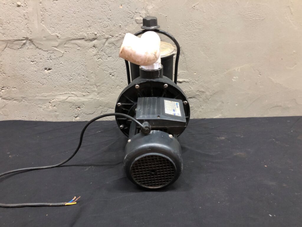 Quality Pool & Spa Qua7112 0.55kW (3/4HP) 240V Single‑Phase Pool/Spa Pump — Tested Working, Bare Cable