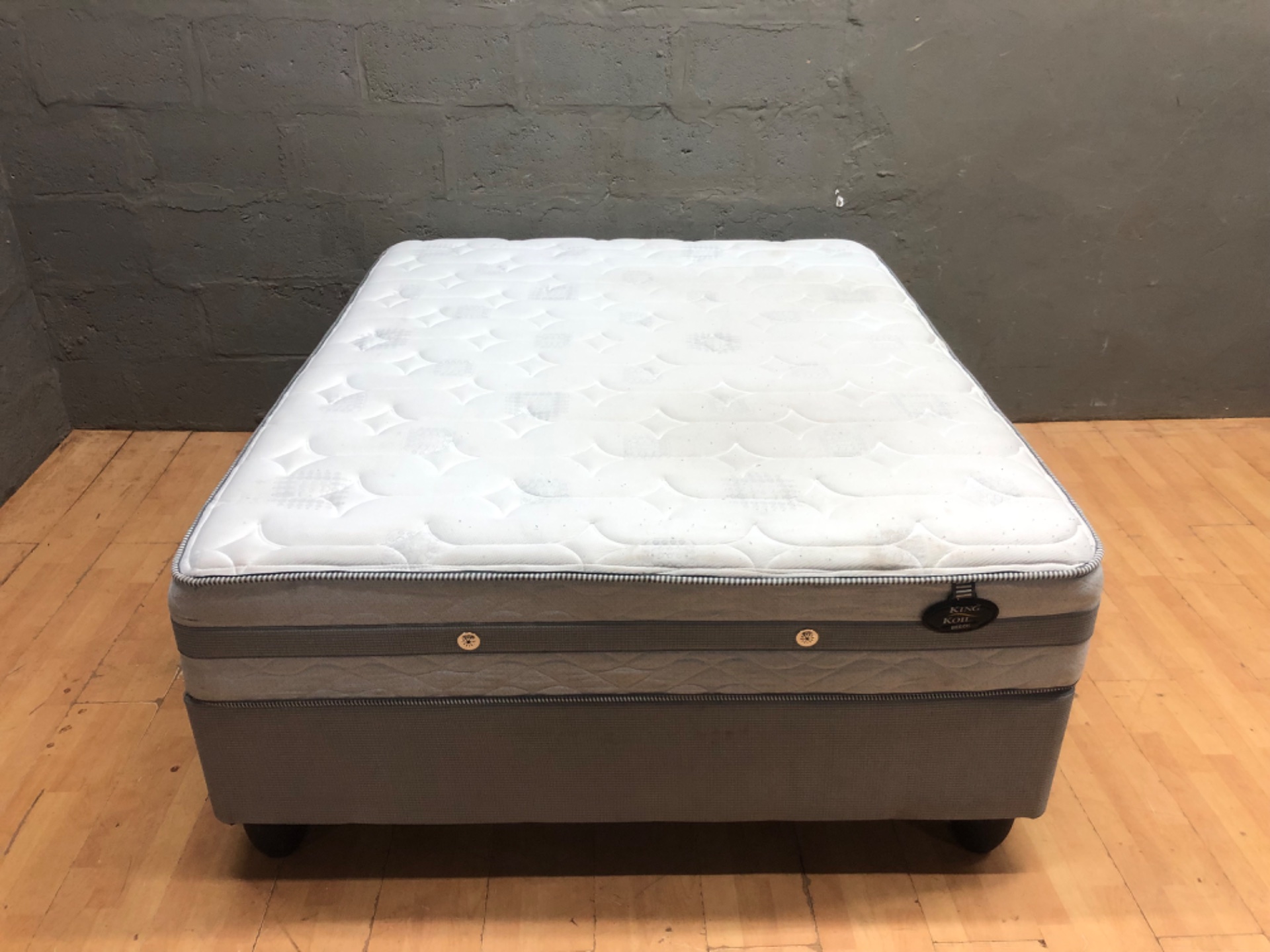 King Koil ‘Beech’ Queen mattress with matching divan base and legs