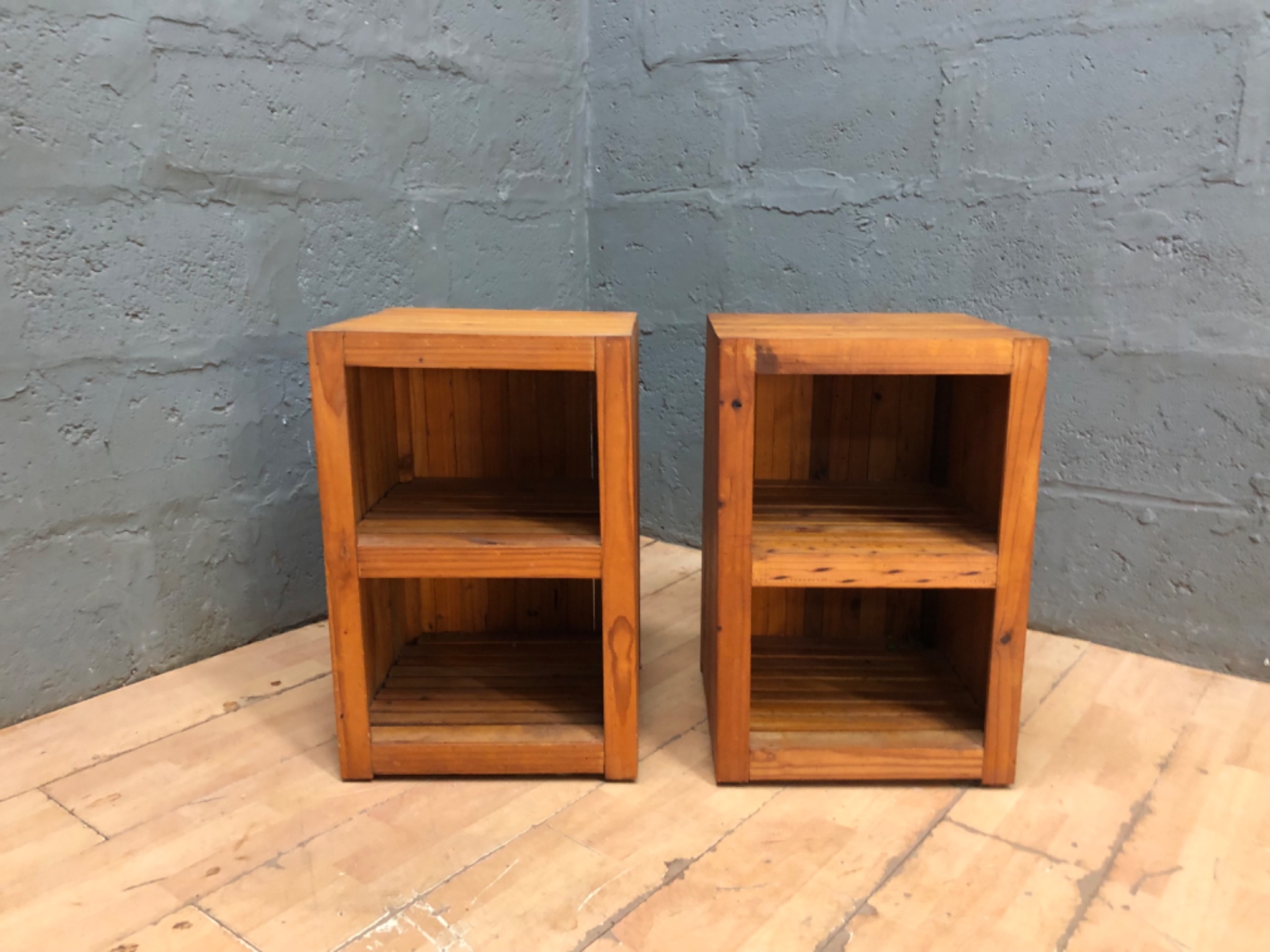 Pair of small wooden cube shelving units / bedside tables