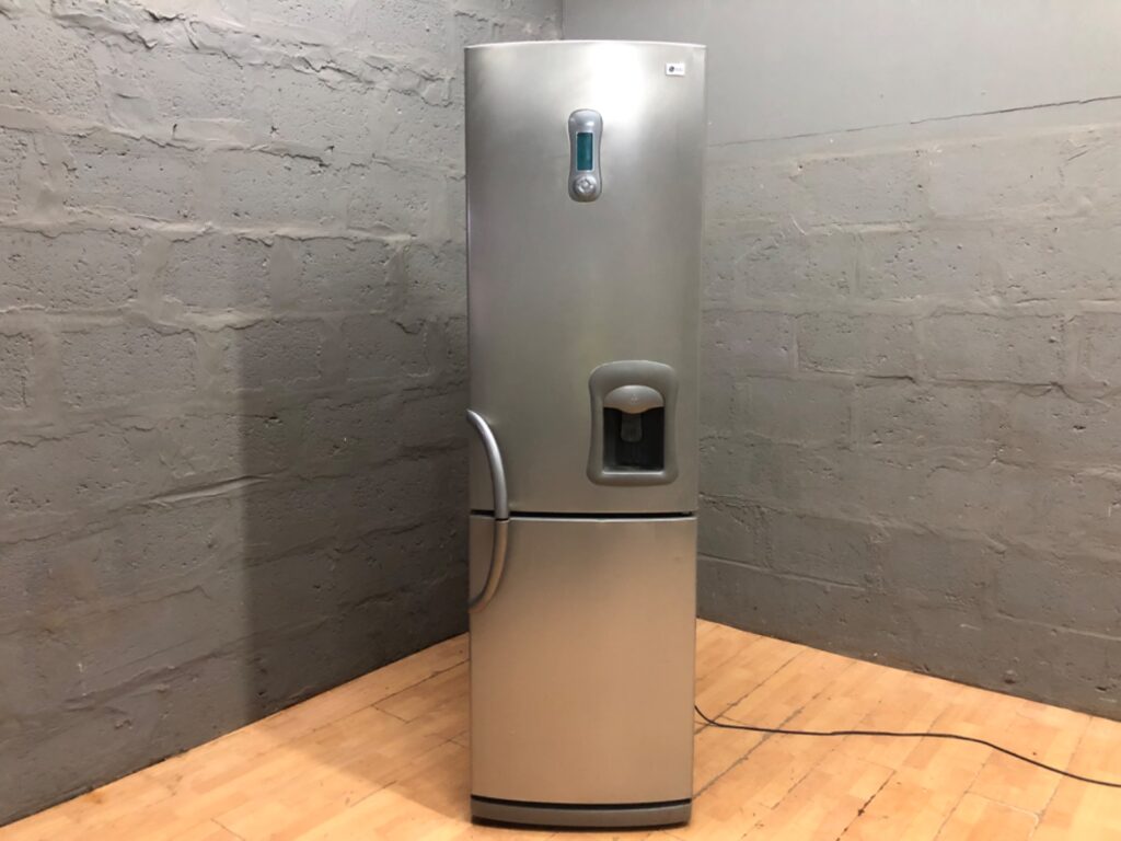 LG GR-459GTK Refrigerator-Freezer with Water/Ice Dispenser — 450L, Tested Working