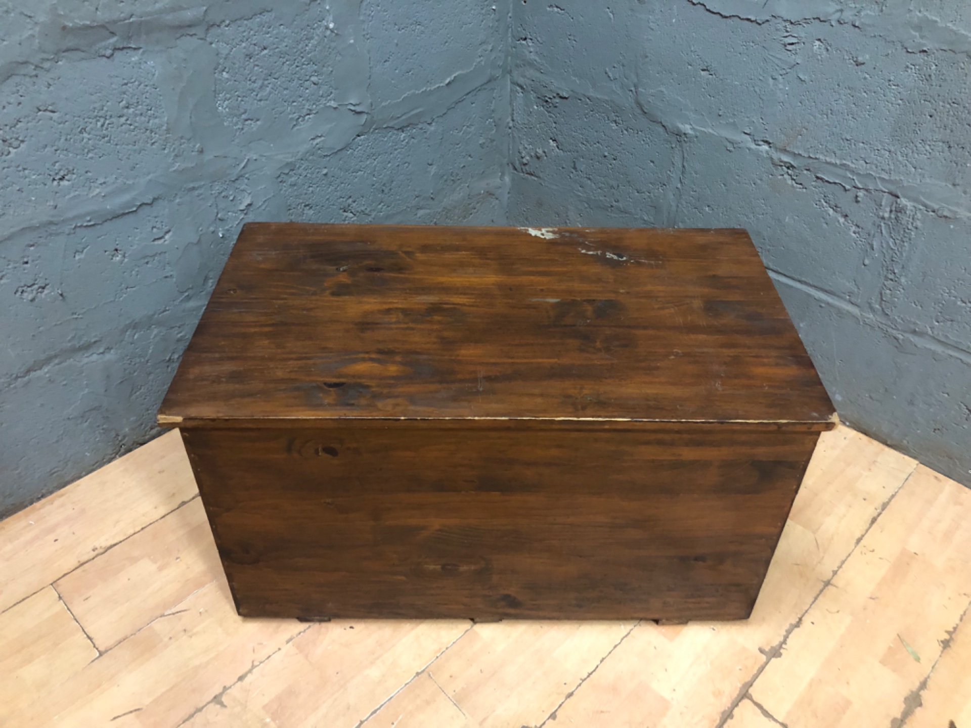 Solid wood storage chest / blanket box – stained finish, hinged lid with stay