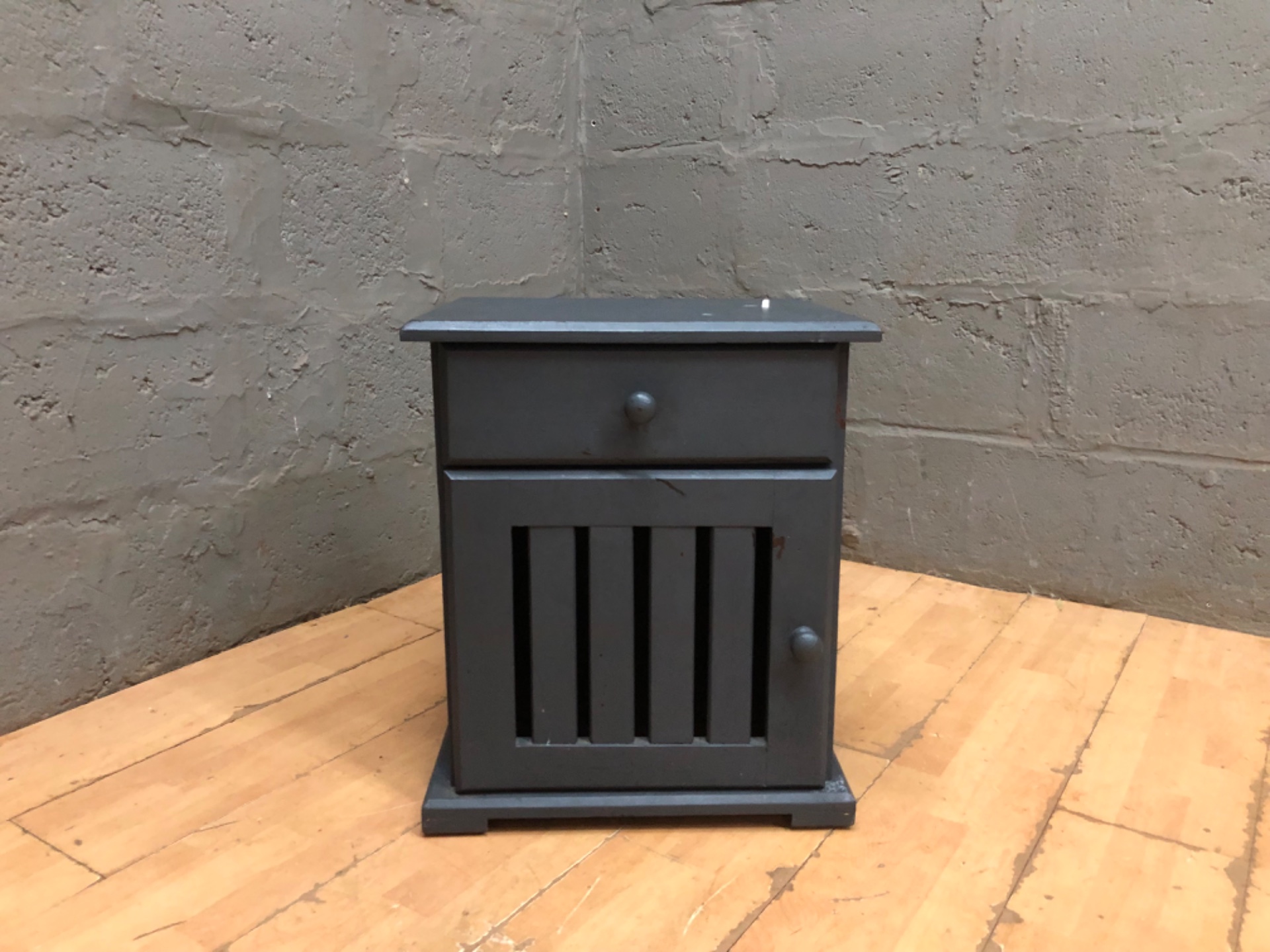 Small painted bedside / side cabinet — 1 drawer + cupboard, blue-grey, 56 × 41 × 48 cm, used