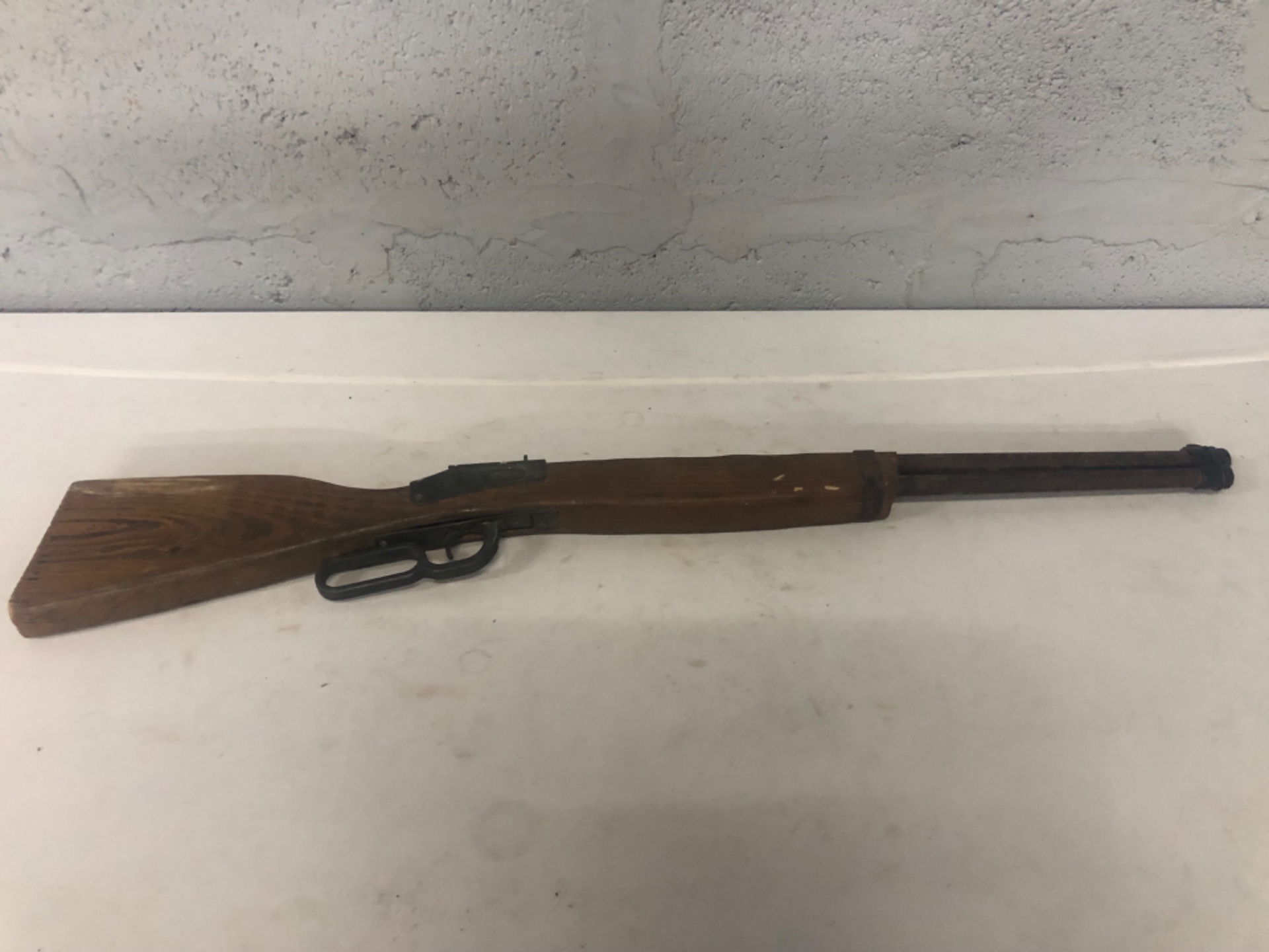 Lever‑action style wooden long‑gun replica — worn, rusty, working (prop/restore)